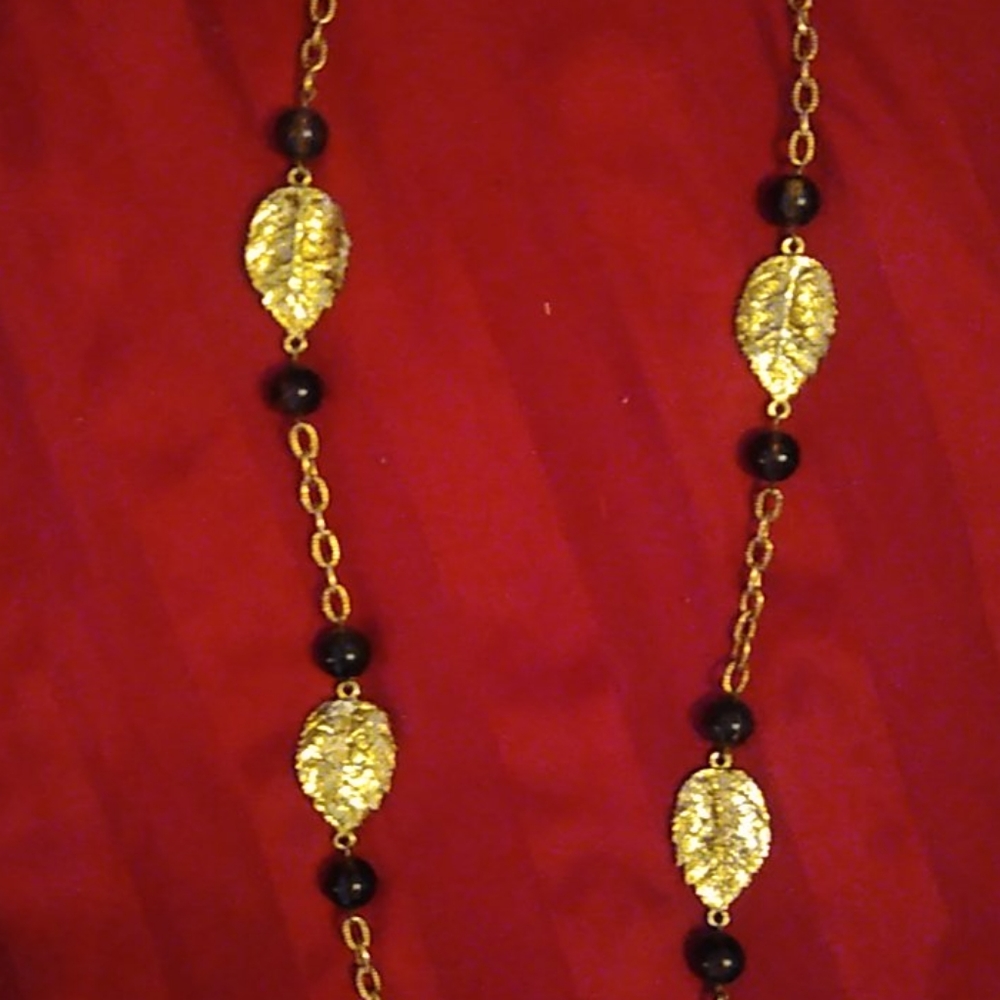 Necklace - Picture 2 of 2